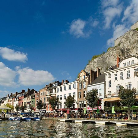 Ibis Budget Givet Esterno foto