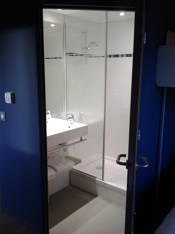 Ibis Budget Givet Esterno foto