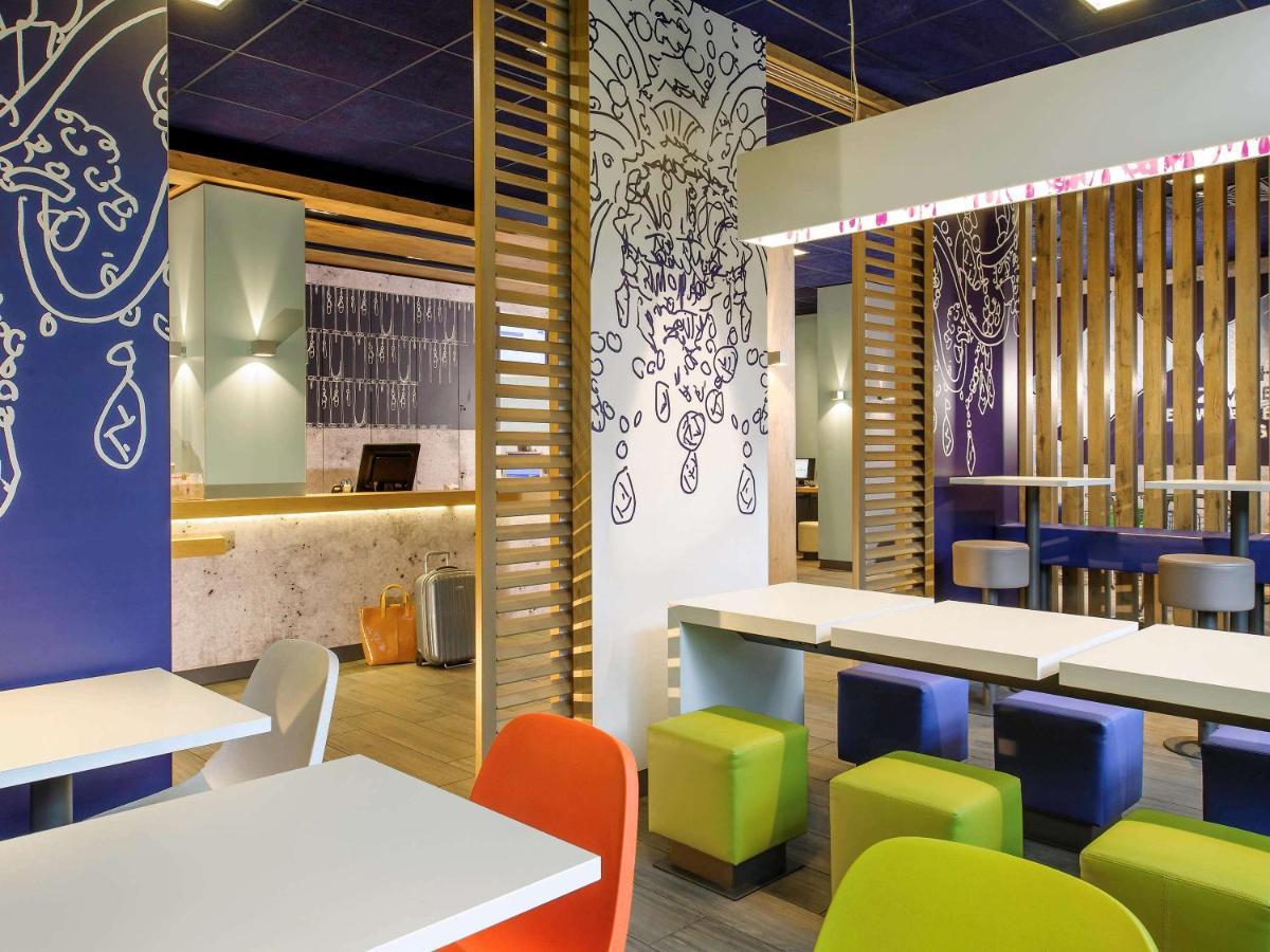 Ibis Budget Givet Esterno foto